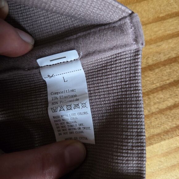 Shapewear OnCore High Waisted Body Sculpting Shorts Undergarment Slimming Size L - Picture 3 of 5